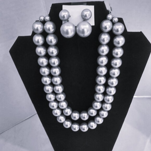 VINTAGE RICHELIEU SET DOUBLE STRAND LIGHT GRAY PEARL NECKLACE + MATCHING EARINGS - Picture 1 of 16
